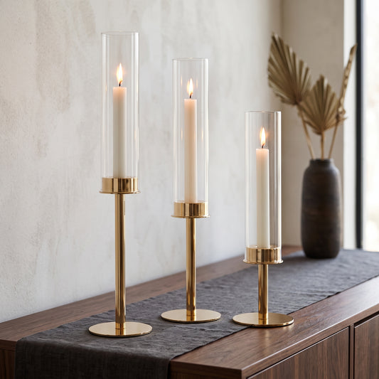 Moderner Glas-Kerzenständer